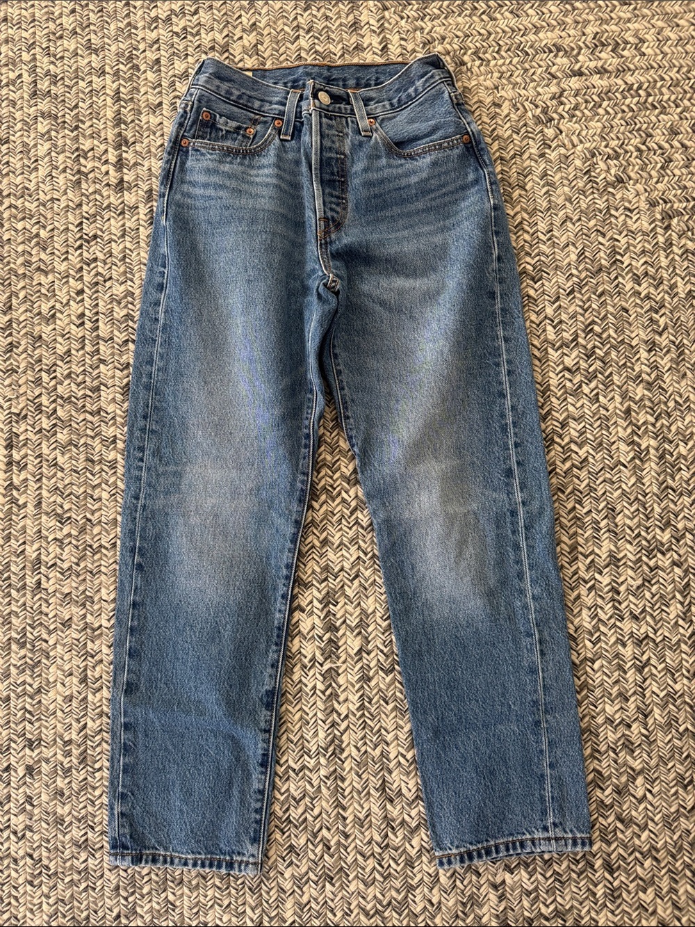 Levi’s 501 size 25x28
